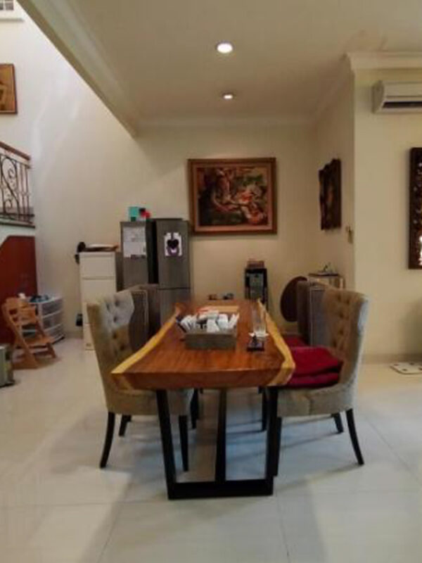 rumah 14 (1) rumah 14 (1)