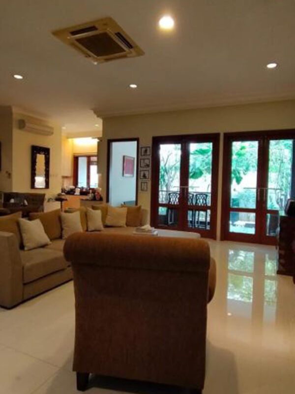 rumah 14 (6) rumah 14 (6)