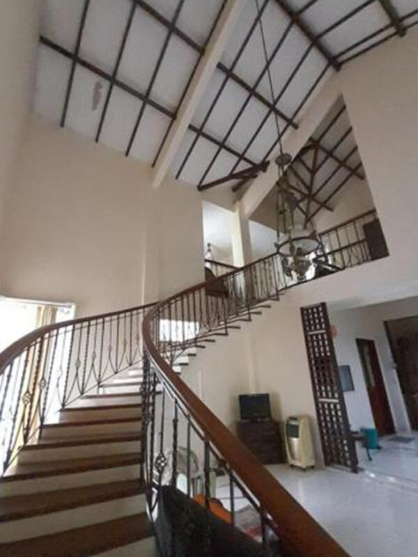 rumah 15 (8) rumah 15 (8)