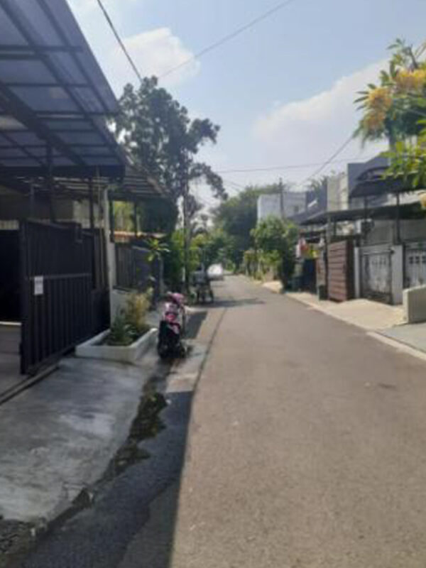 rumah 18 (1) rumah 18 (1)