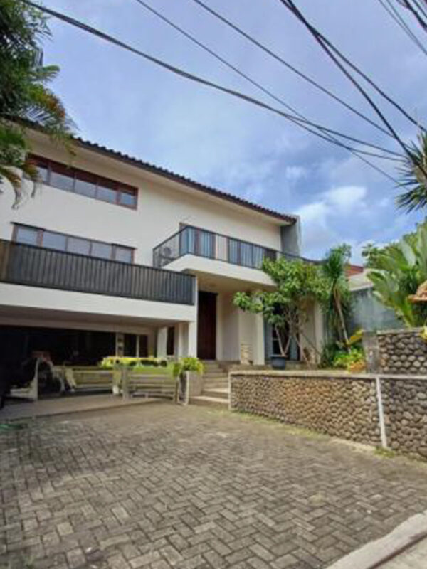 rumah 20 (9) rumah 20 (9)